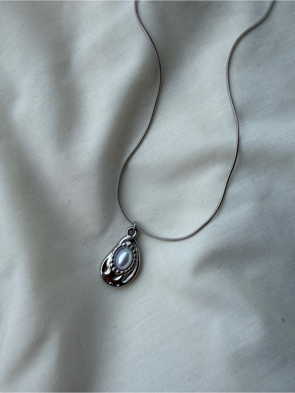 Sterling Teardrop Pendant Necklace with Gray Cabochon